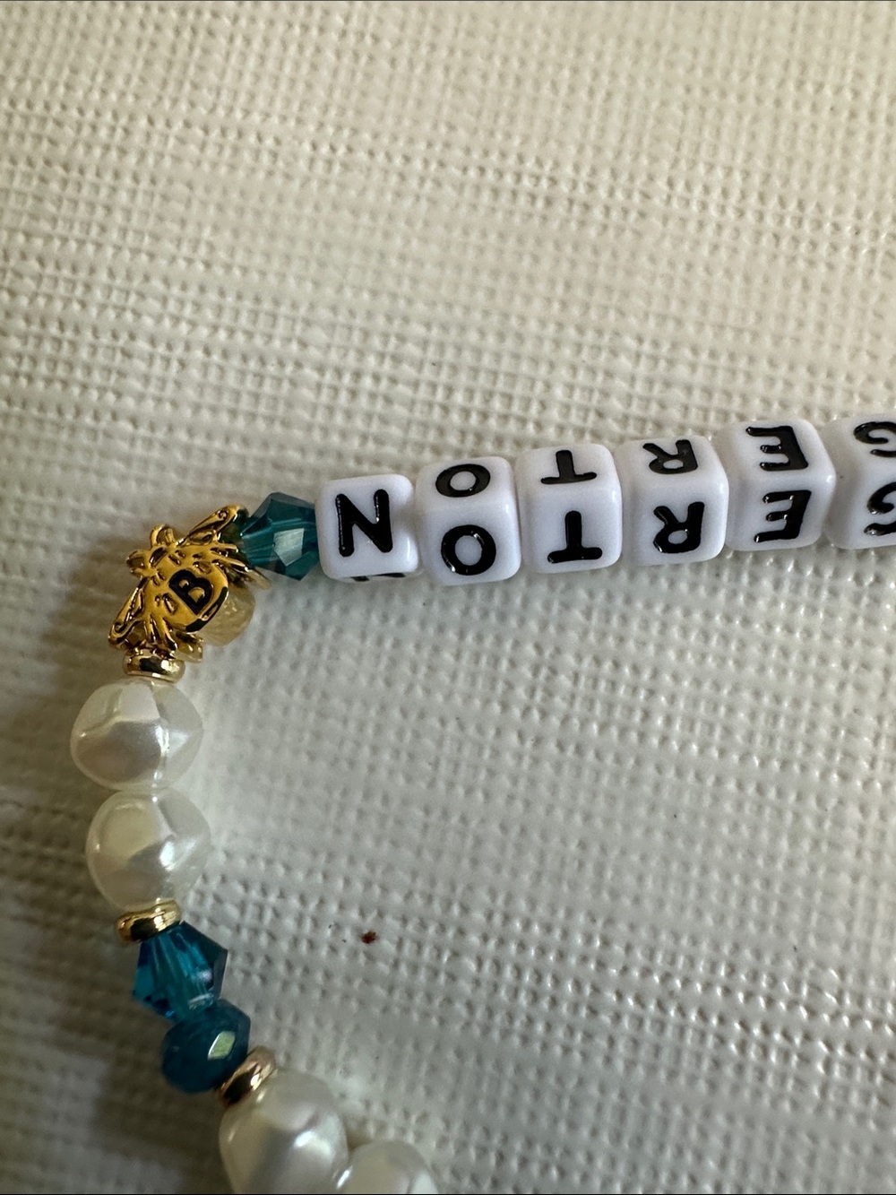 Little Words Project Bridgerton Pearl & Teal Beaded Bracelet Limited Edition LXL - Picture 6 of 6